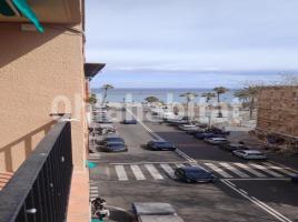 Pis, 64 m², Calle de Grau i Torras