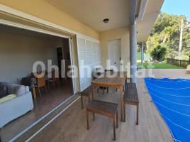 Casa (xalet / torre), 300 m²