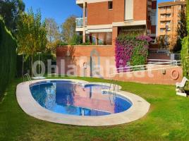 Piso, 144 m², cerca de bus y tren, Calle Joan Miró