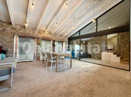  (unifamiliar adossada), 211 m², presque neuf