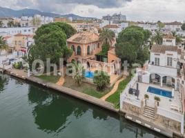 Casa (unifamiliar aïllada), 541 m², Calle Requesens, 95