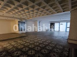 Office, 173 m², close to bus and metro
