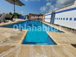 Houses (terraced house), 338 m², Zona