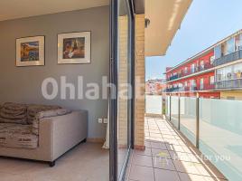 Pis, 68 m², près de bus et de train, presque neuf, Calle Albera