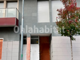 , 58 m², Calle del Bisbe Torres i Bages, 31