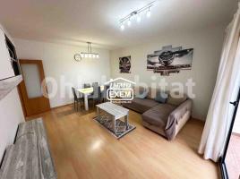 Flat, 104 m², almost new