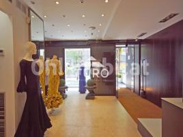 Local comercial, 375 m², Zona