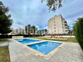Piso, 79 m², cerca de bus y tren, Calle de Maria Castillo