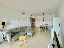 Piso, 79 m², cerca de bus y tren, Calle de Maria Castillo