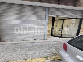 For rent business premises, 120 m², near bus and train