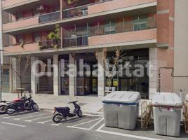 Alquiler local comercial, 1374 m², cerca bus y metro, Calle de Pallars, 73