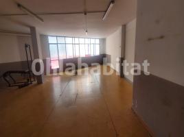 Alquiler local comercial, 400 m², Calle de Francesc Moragas