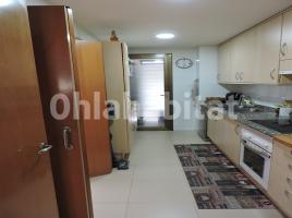 Duplex, 98 m², near bus and train, almost new