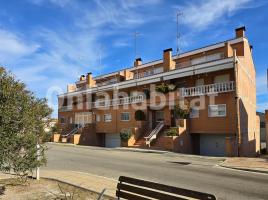  (unifamiliar adossada), 301 m²