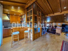  (unifamiliar adossada), 301 m²