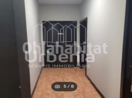 Lloguer local comercial, 148 m², Zona
