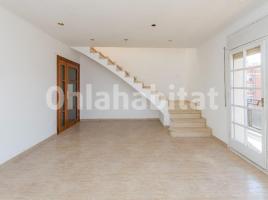 Dúplex, 114 m², prop de bus i tren, Travesía Travessia del Lledoner