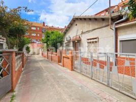 Houses (villa / tower), 117 m², near bus and train, Calle del Doctor Ferran