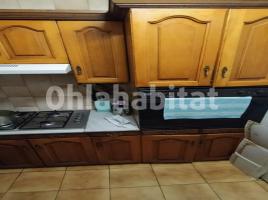 Pis, 58 m², prop de bus i tren