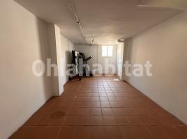 Alquiler Casa (unifamiliar adosada), 327 m², seminuevo, Calle As Lameiriñas