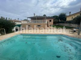 Casa (chalet / torre), 301 m², seminuevo, Calle Puigsacalm