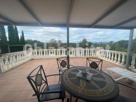 Casa (chalet / torre), 301 m², seminuevo, Calle Puigsacalm