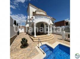 Casa (unifamiliar adossada), 118 m², Zona