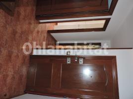 Flat, 73 m², near bus and train