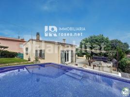 Houses (terraced house), 144 m², Zona