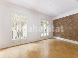 Louer , 320 m², Calle de Muntaner