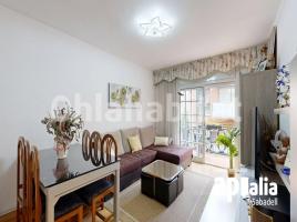 Piso, 91 m², cerca de bus y tren