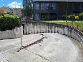 For rent parking, 13 m², almost new