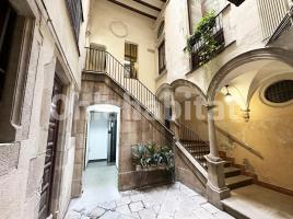 Dúplex, 105 m², cerca bus y metro, Calle de la Blanqueria