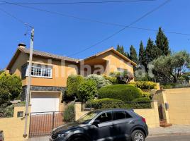 Houses (villa / tower), 200 m²