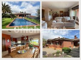 Casa (unifamiliar aislada), 515 m², seminuevo, Zona