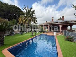Casa (unifamiliar aislada), 515 m², seminuevo, Zona
