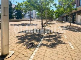 Local comercial, 165 m², Zona