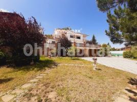 Houses (terraced house), 360 m², Zona