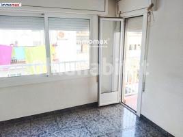 Pis, 64 m², Zona