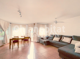 Piso, 105 m², cerca de bus y tren