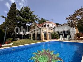 Casa (xalet / torre), 254 m², Calle El Gironès