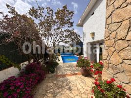 Casa (xalet / torre), 254 m², Calle El Gironès