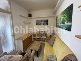 Alquiler piso, 85 m², cerca de bus y tren, Plaza del Triomf