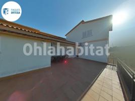 Casa (unifamiliar aïllada), 300 m²