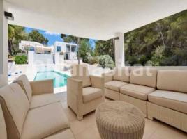 Louer  (xalet / torre), 420 m²