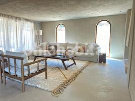 Casa (chalet / torre), 320 m², seminuevo