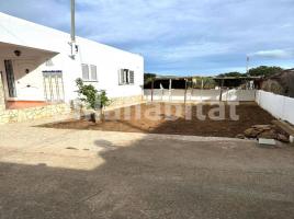 Casa (chalet / torre), 200 m²