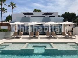 Louer  (xalet / torre), 320 m²