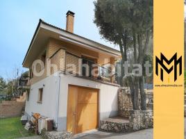 (xalet / torre), 253 m², Calle Andreu Santasmasas, 8