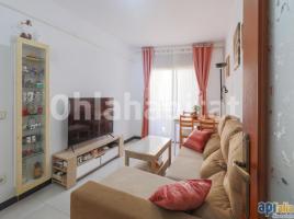 Pis, 60 m², prop de bus i tren